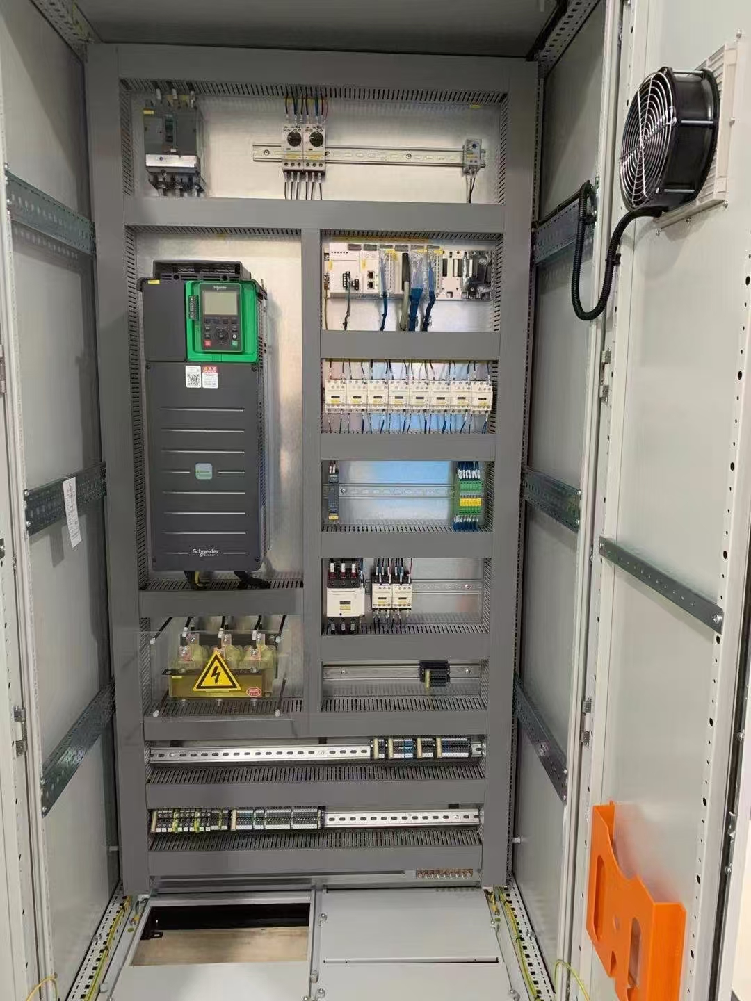 防爆变频柜选购指南：5大核心要点教你避坑